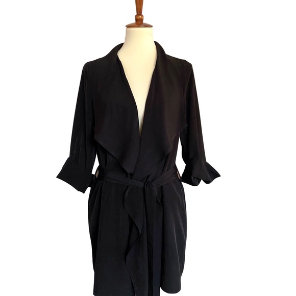 CAbi “Take Charge” #956 Black Open Front Waterfall Jacket Tie Belt Size Medium - Picture 7 of 12